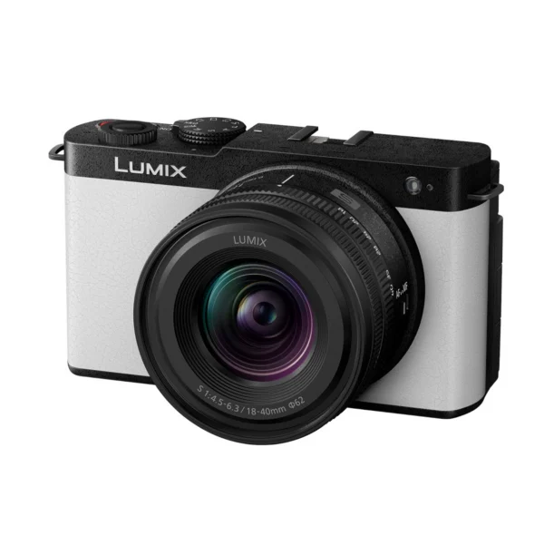 Panasonic LUMIX S9 Smokey White + S 18-40mm f/4.5-6.3