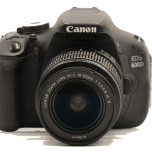 Canon 600D incl. EF-S 18-55mm F/3.5-5.6 IS II