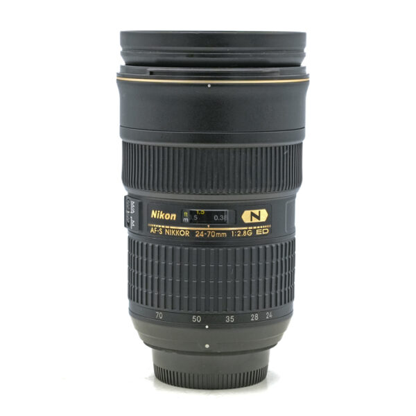 Nikon AF-S 24-70mm F/2.8G, F-Mount (FX)