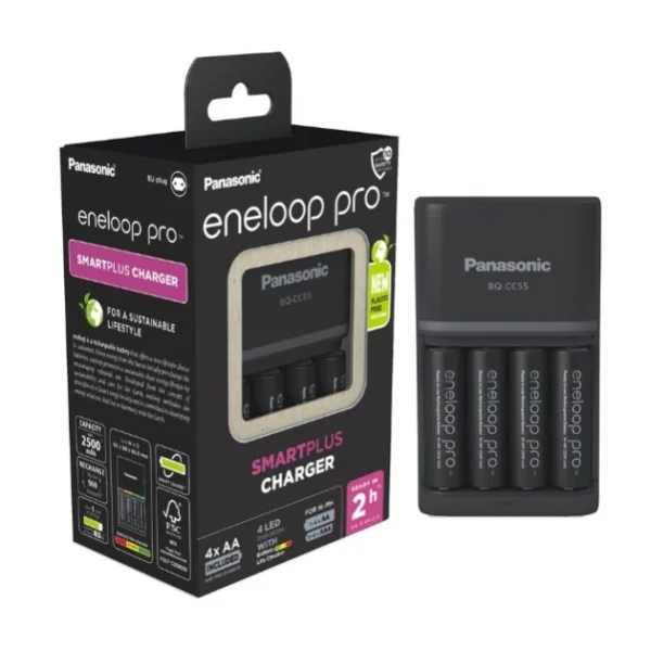 Panasonic Eneloop Pro smartplus charger + 4 AA accu's