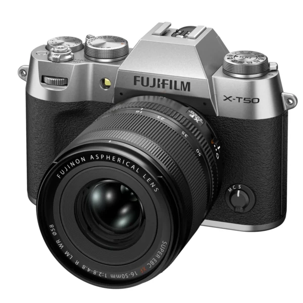 Fujifilm X-T50 / XF16-50mm F2.8-4.8 R LM WR Silver