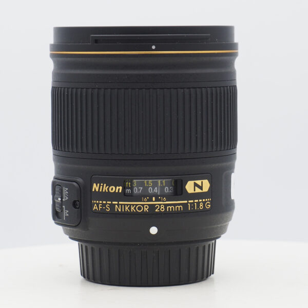Nikon AF-S 28mm F/1.8G