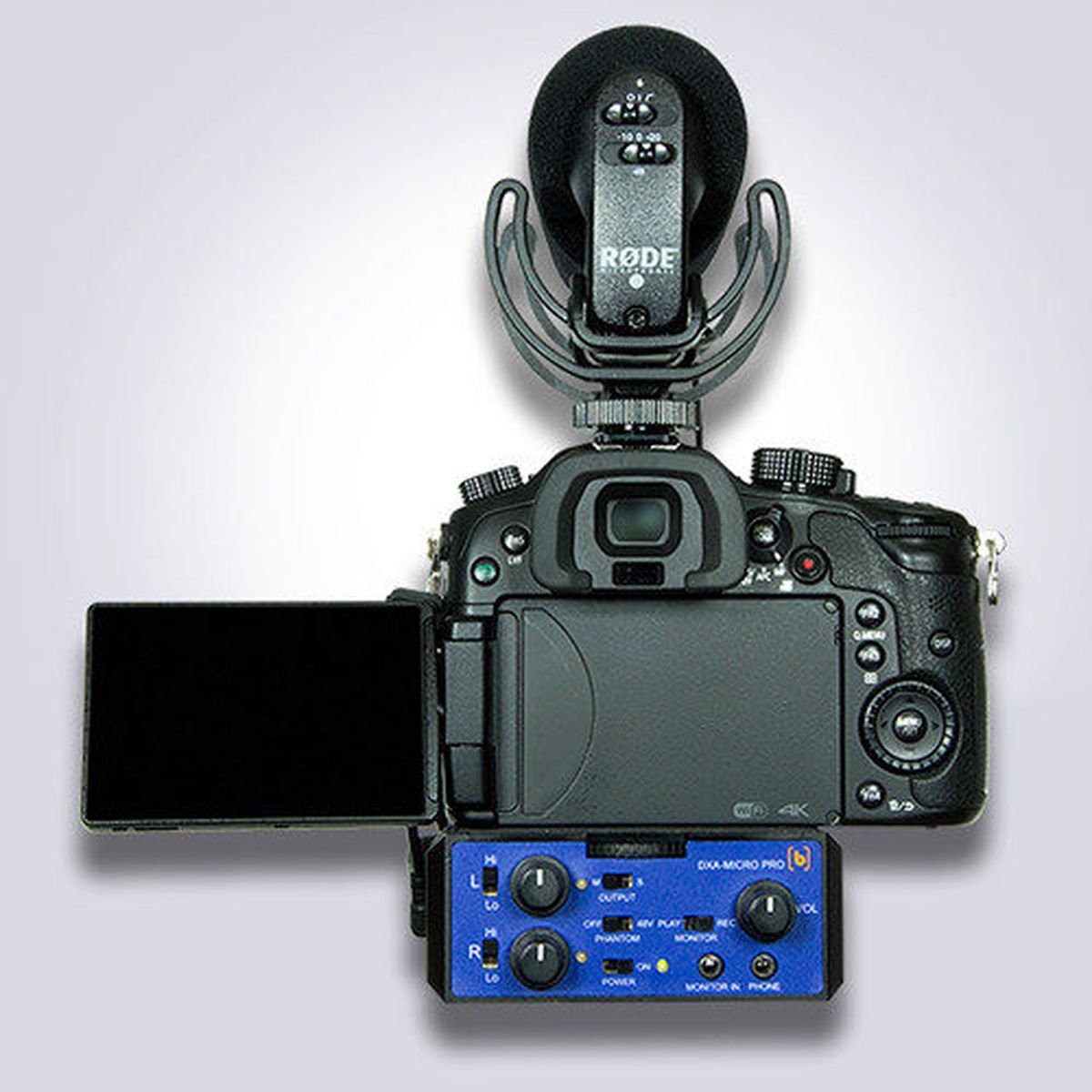 Beachtek The DXA-MICRO PRO is a two-channel active adapter