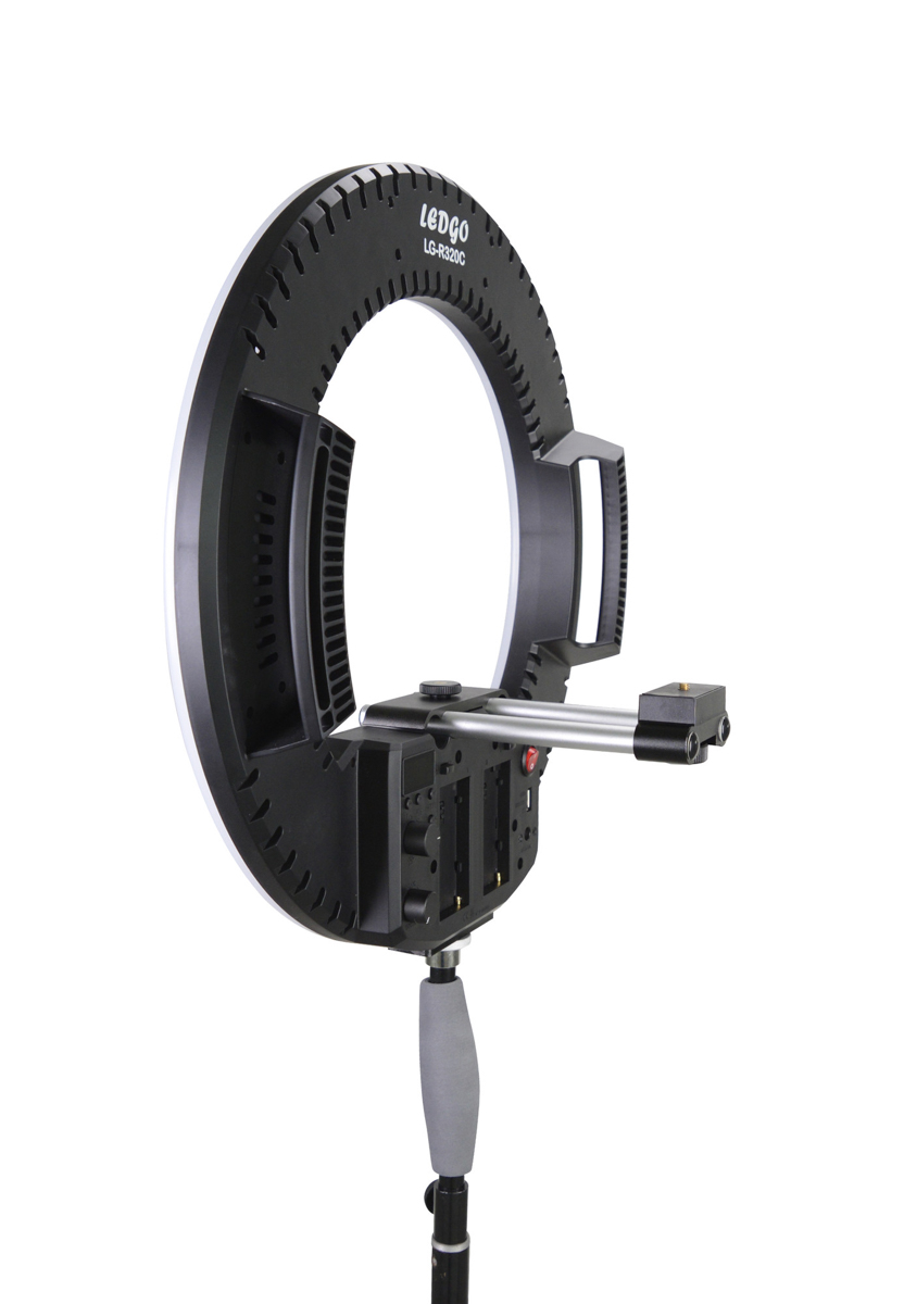 Ledgo R320C Ring Light w/ Adapter (including bag)