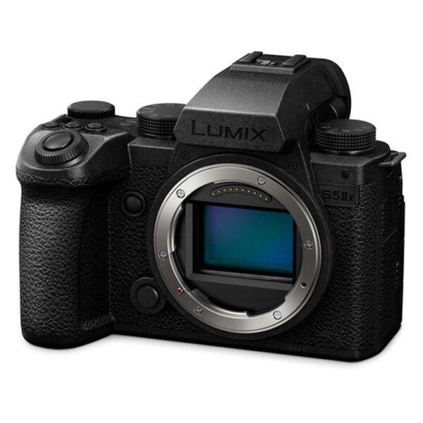 Panasonic Lumix S5IIX + 20-60mm + S 70-300mm F4.5-5.6|||||||||Panasonic Lumix S5IIX Body||||