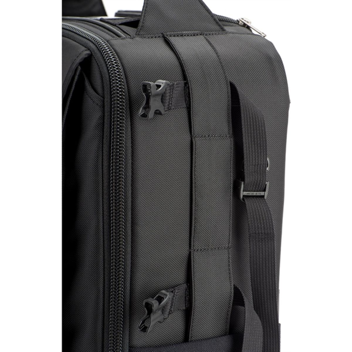 Think Tank Airport Advantage