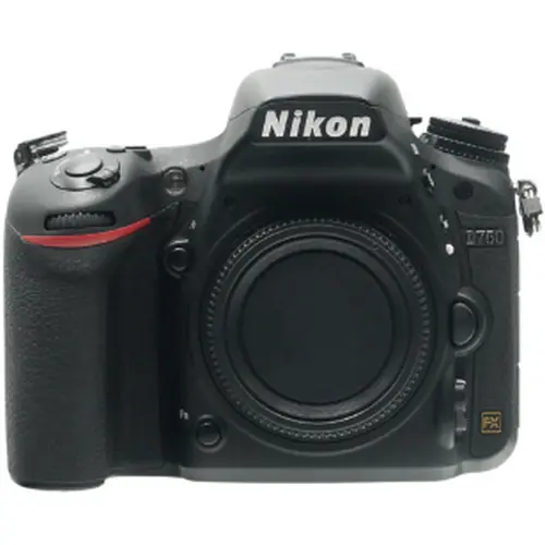 Nikon D750