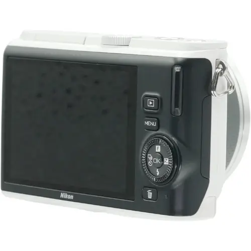 Nikon 1 J3 incl. 10-30mm F/3.5-5.6