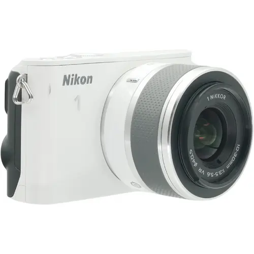 Nikon 1 J3 incl. 10-30mm F/3.5-5.6