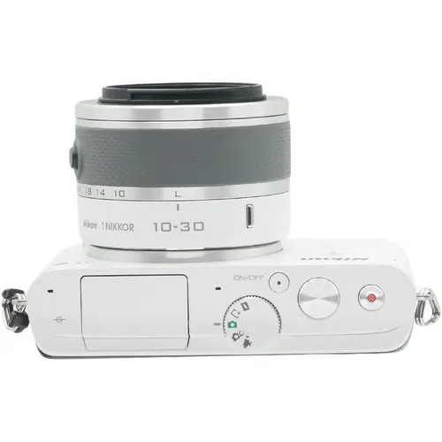 Nikon 1 J3 incl. 10-30mm F/3.5-5.6